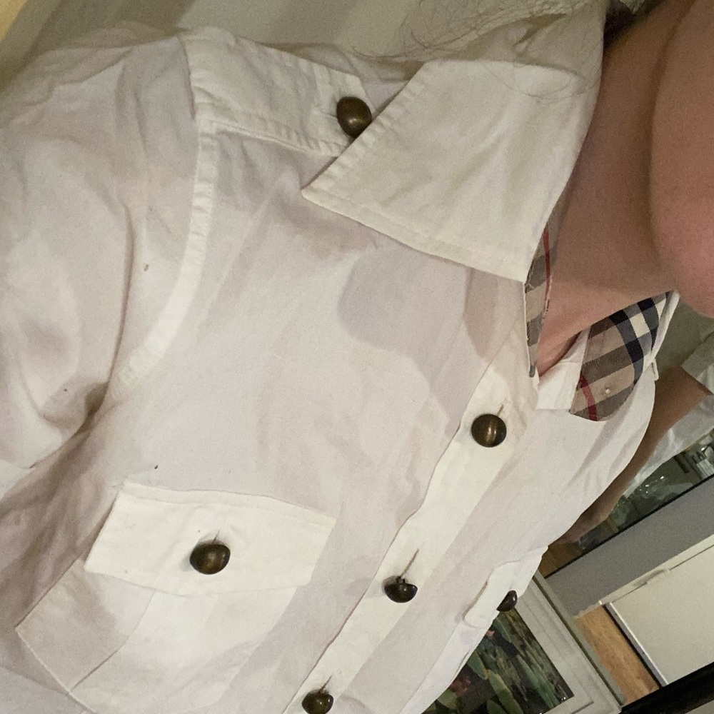 Burberry - Picture 3 of 3
